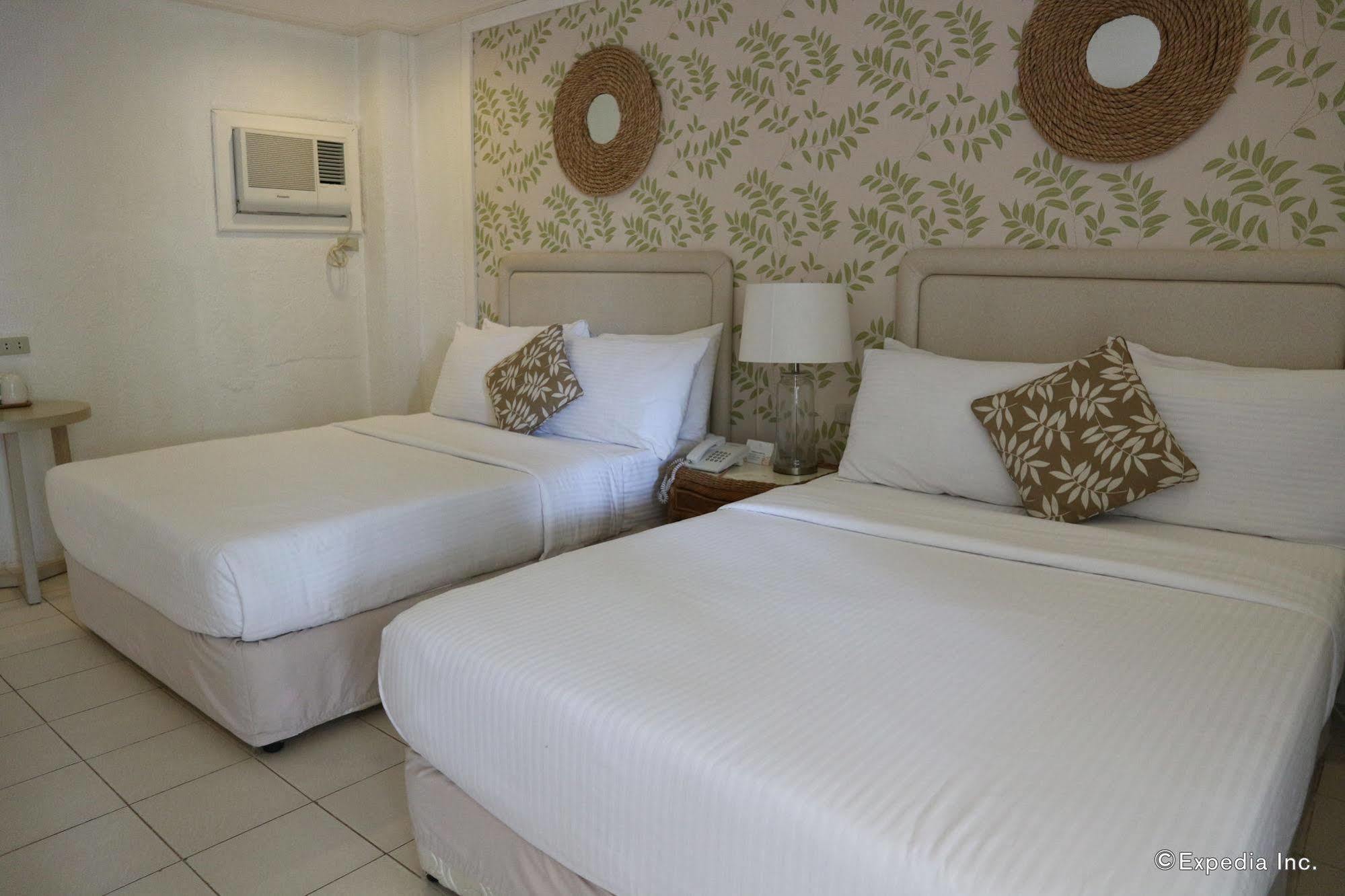 Sta. Monica Beach Club Dumaguete City Bagian luar foto